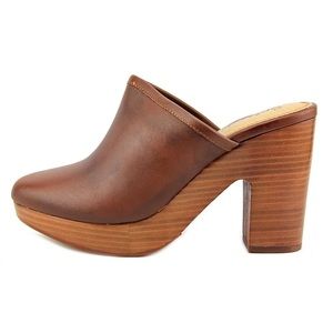 Splendid Gabby Women Round Toe Leather Clogs